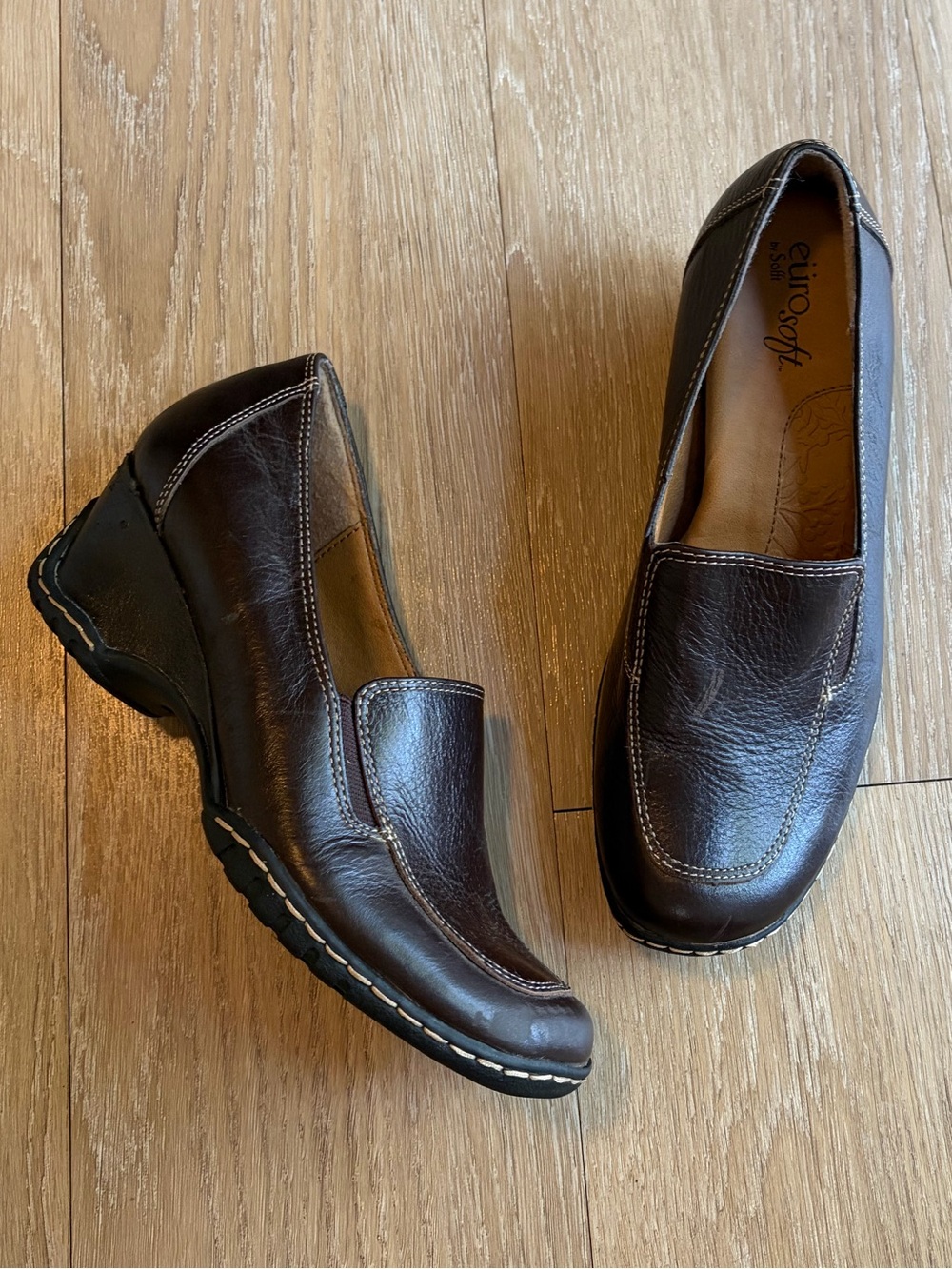 Söfft Eurosoft Dark Brown Leather Slip-On Comfort Loafers